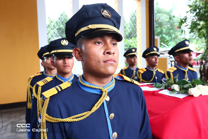 Honras-Funebres-Cmdo-Gral-Yuri-Valle-Olivares-(14)