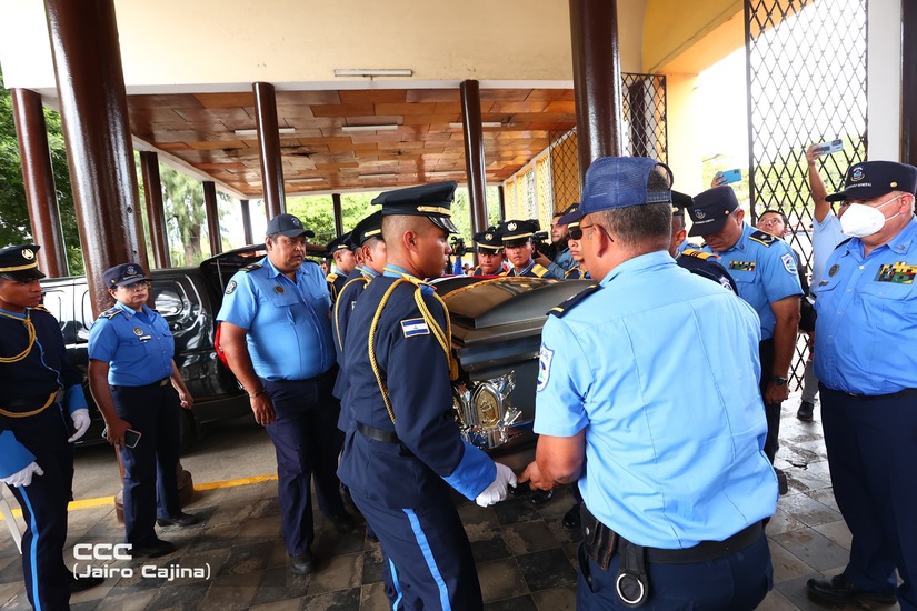 Honras-Funebres-Cmdo-Gral-Yuri-Valle-Olivares-(20)