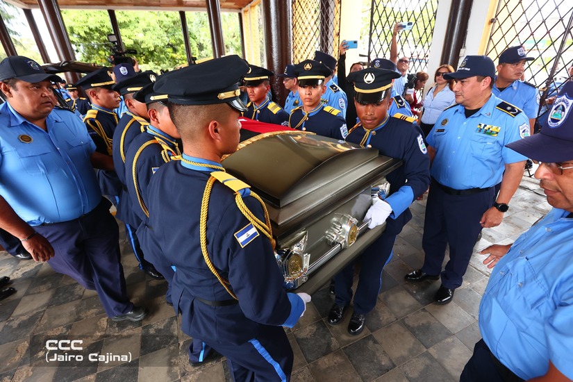 Honras-Funebres-Cmdo-Gral-Yuri-Valle-Olivares-(34)