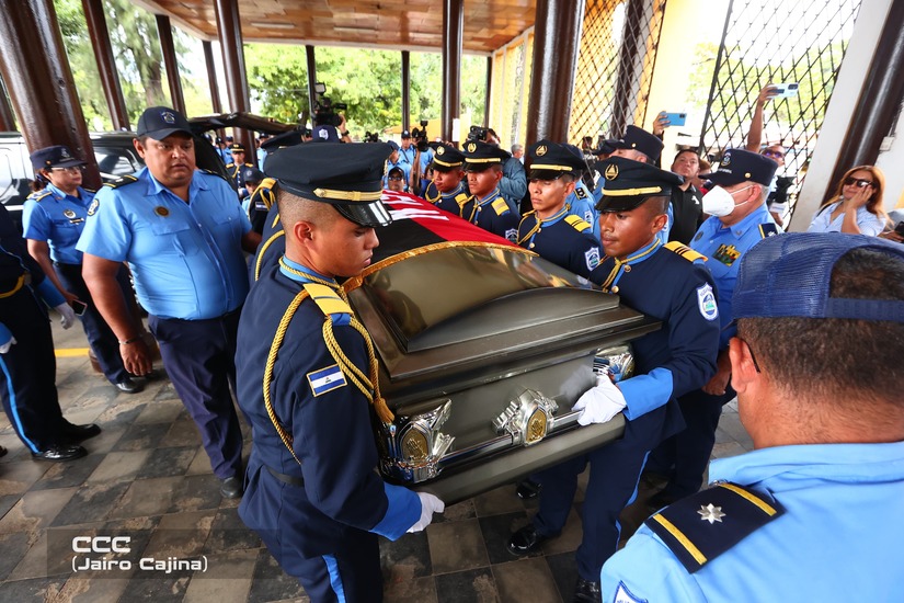 Honras-Funebres-Cmdo-Gral-Yuri-Valle-Olivares-(35)