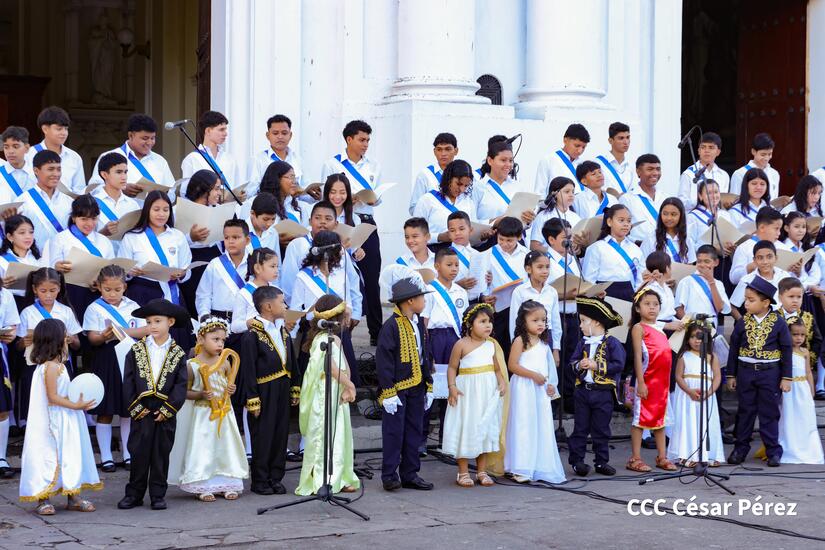 13-ASAMBLEA-NACIONAL-RINDE-HOMENAJE-A-RUBEN-DARIO-