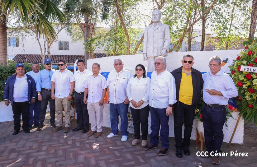 32-ASAMBLEA-NACIONAL-RINDE-HOMENAJE-A-RUBEN-DARIO-