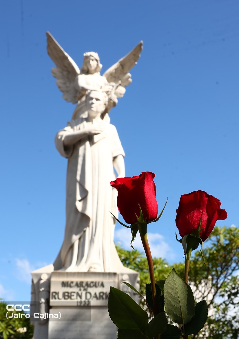 HOMENAJE-A-RUBEN-DARIO-1