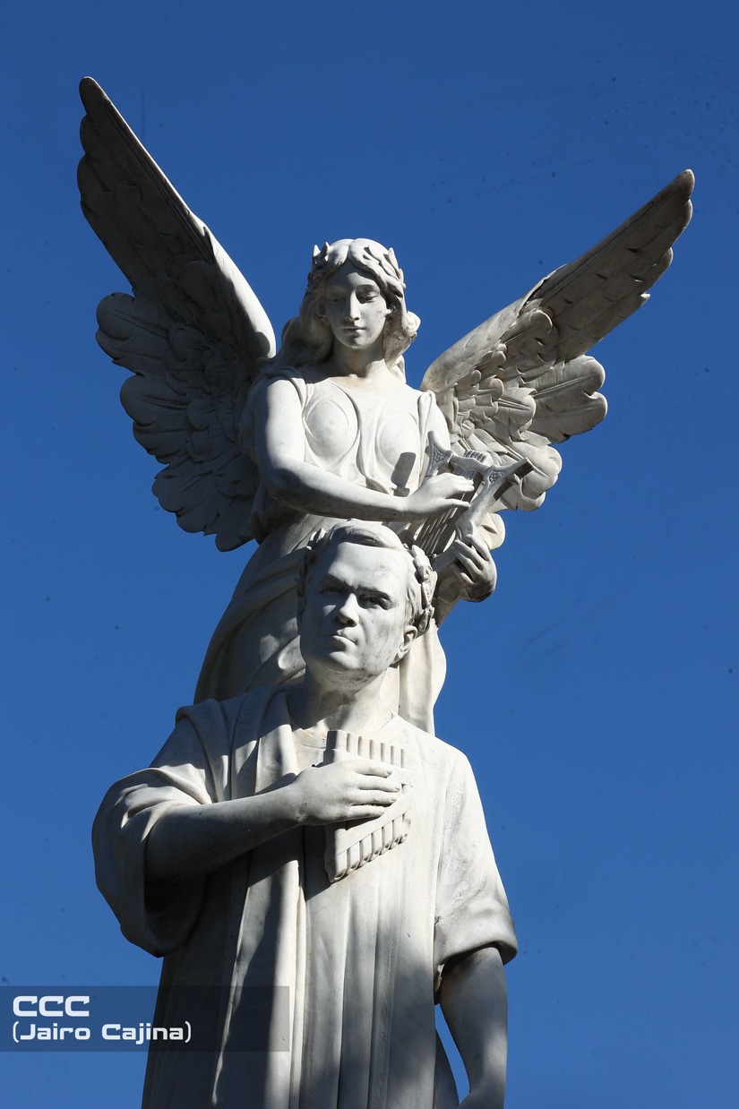 HOMENAJE-A-RUBEN-DARIO-43