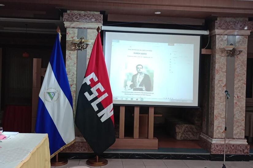 RUBEN-DARIO-EN-PYONGYANG-2