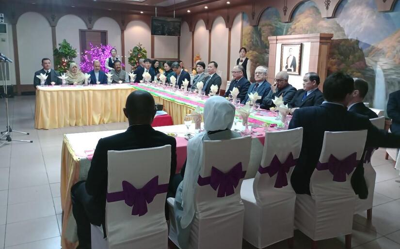 RUBEN-DARIO-EN-PYONGYANG-3