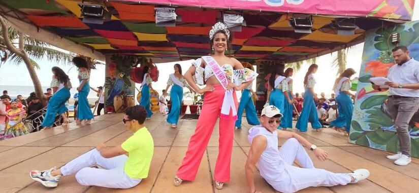 REINA2