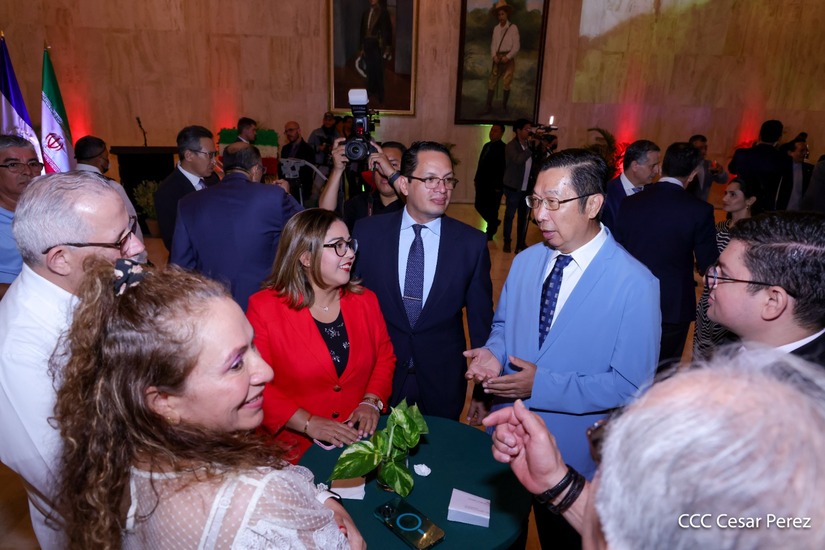 Revolucion-Islamica-(20)