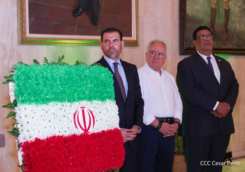 Revolucion-Islamica-(8)