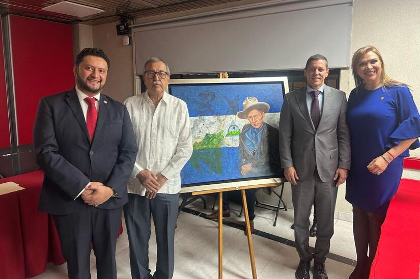 Conmemoran-a-Sandino-en-Mexico-12