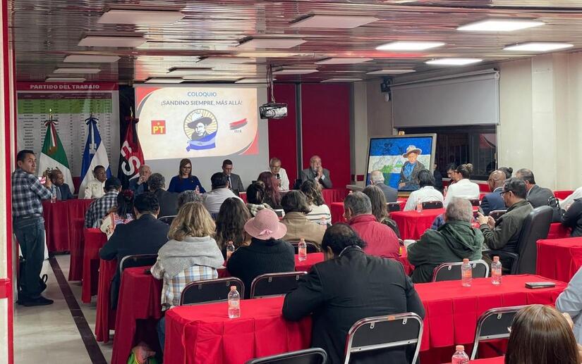 Conmemoran-a-Sandino-en-Mexico-8