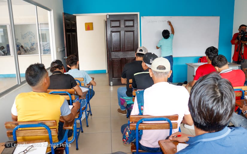 Centro-Cultural-y-Politecnico-Jose-Coronel-Urtecho-(6)