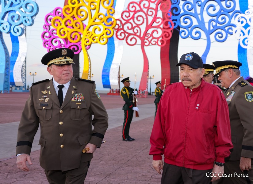 Juramentacion-al-Jefe-del-Ejercito-22