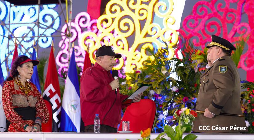 Juramentacion-del-Jefe-del-Ejercito-de-Nicaragua-1