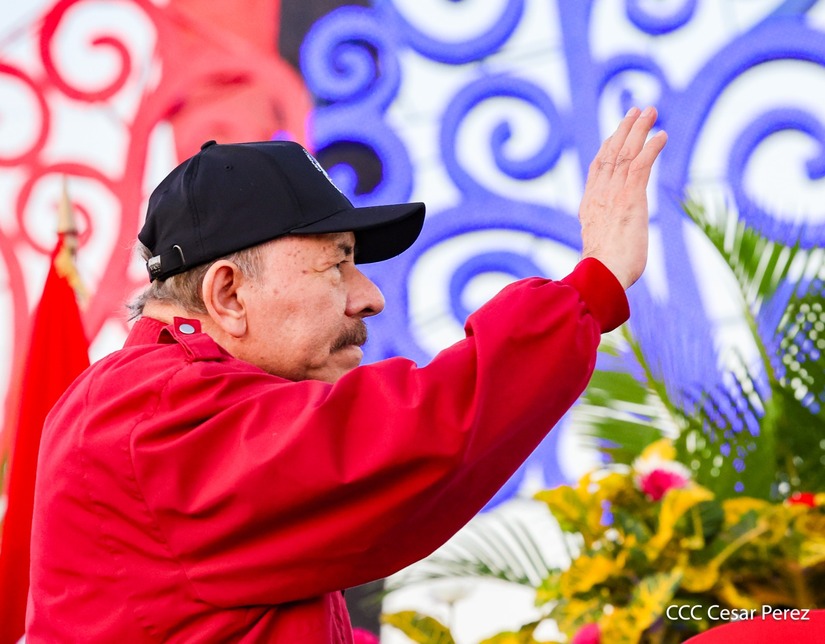 Juramentacion-al-Jefe-del-Ejercito-11