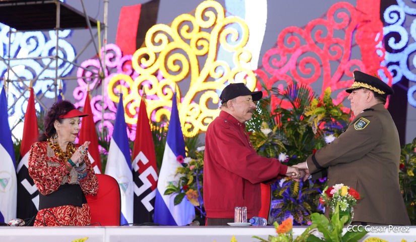 Juramentacion-al-Jefe-del-Ejercito-36