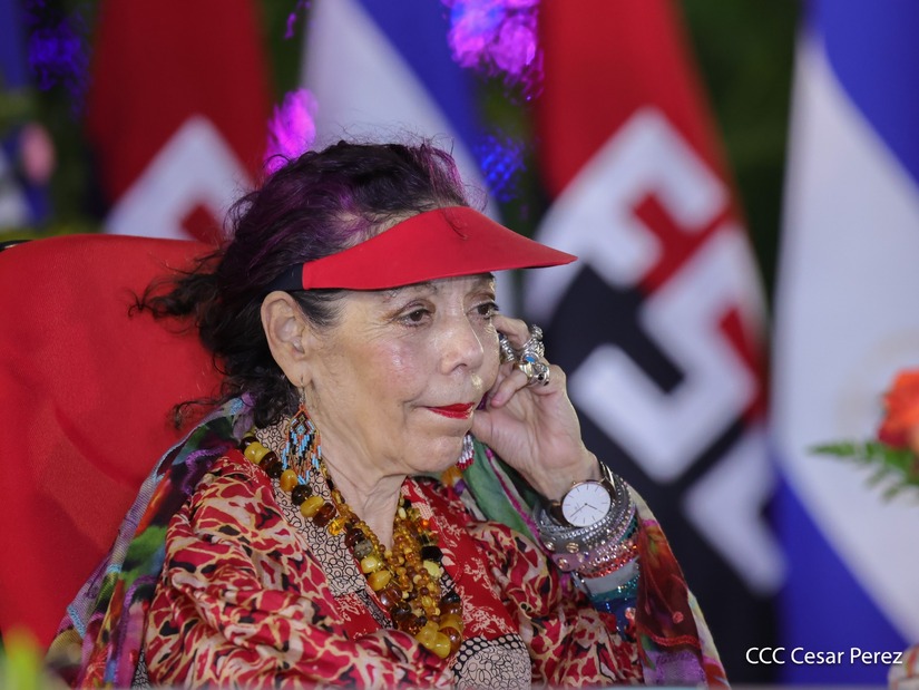 Juramentan-al-Jefe-del-Ejercito-17