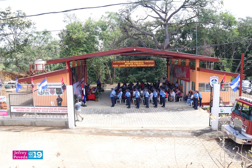Estacion-de-Bomberos-en-el-Crucero-7