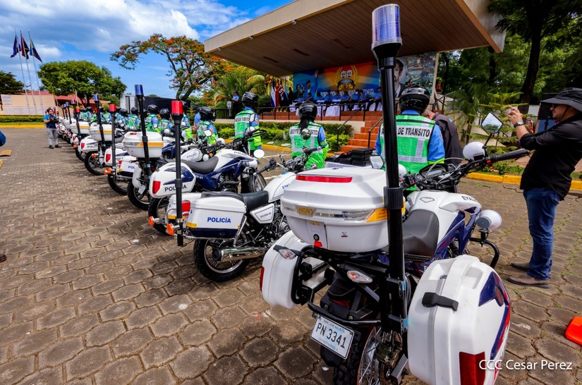 MOTOS4
