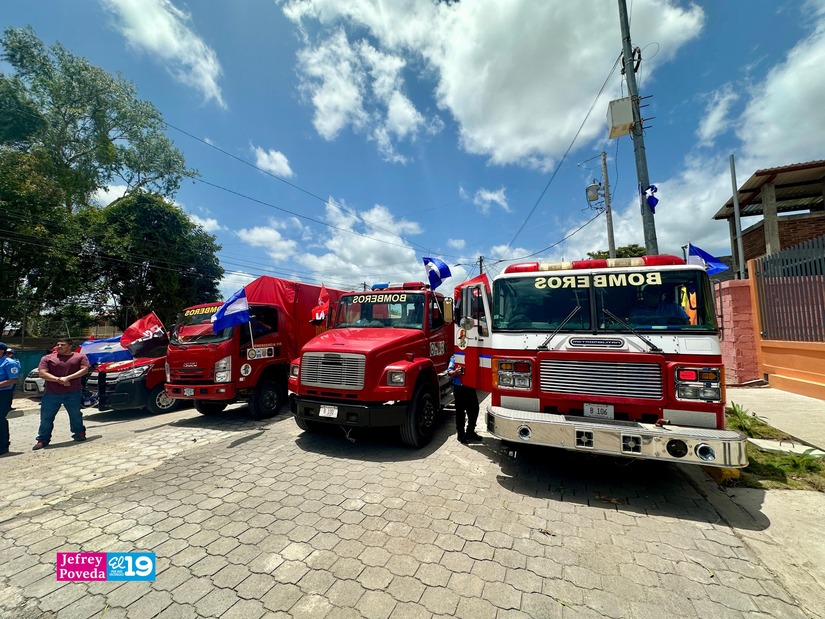 BOMBEROS8