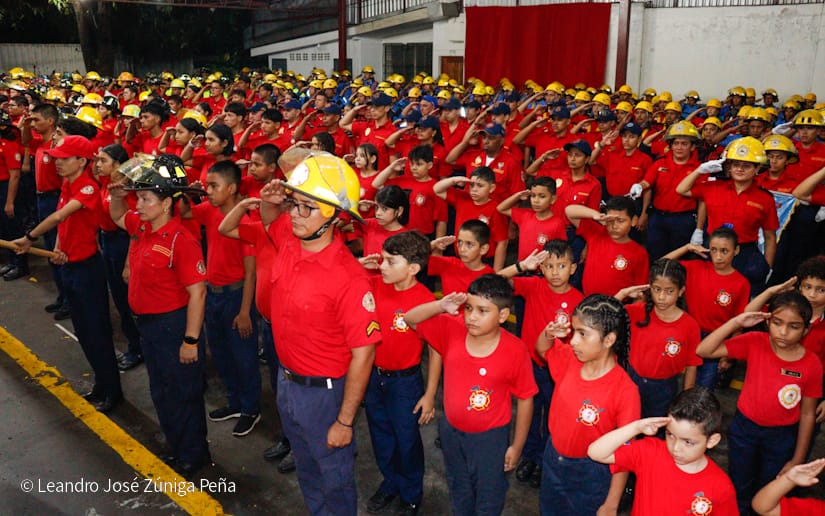 BOMBEROS-1