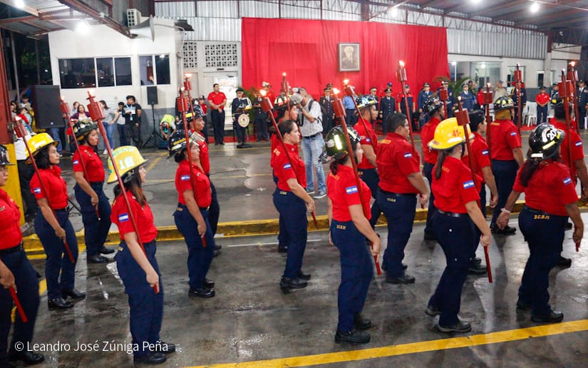 BOMBEROS-14