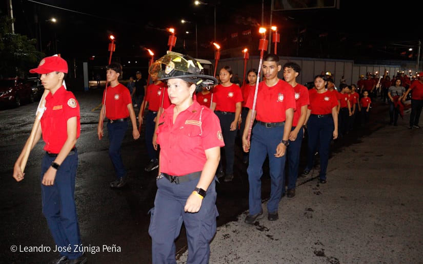 BOMBEROS-16