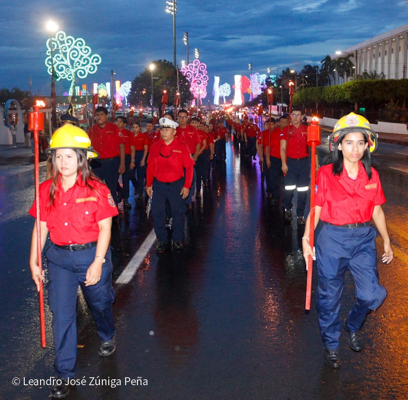 BOMBEROS-35