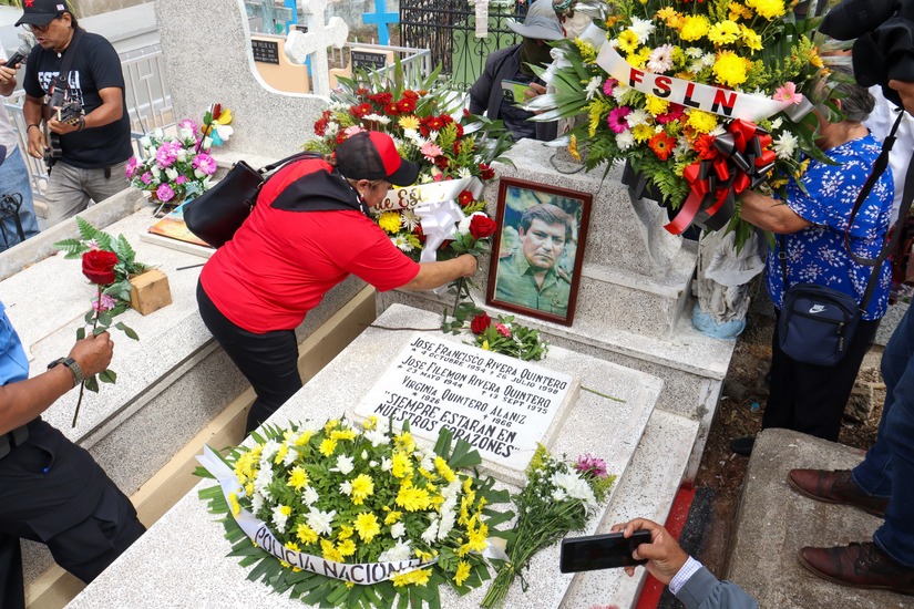 ESTELI-(28)
