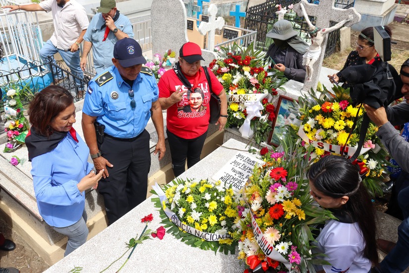 ESTELI-(3)