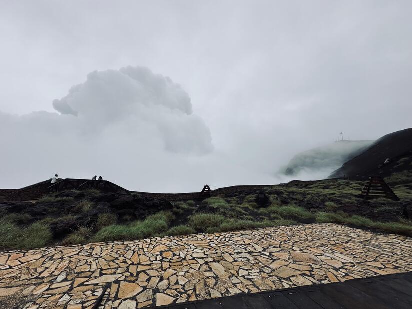 VOLCAN-(17)