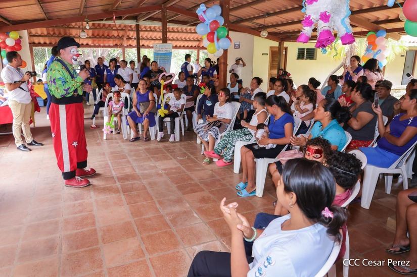 Ministerio-de-la-Familia-14