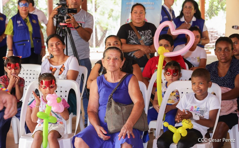 Ministerio-de-la-Familia-17