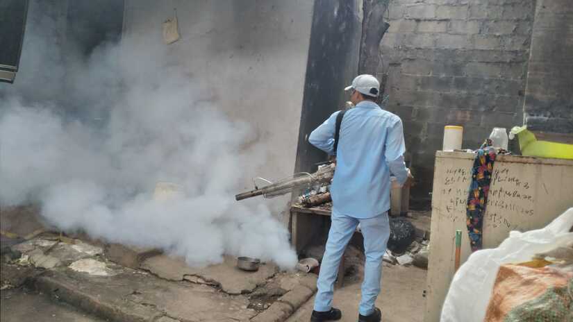 Brigadas-de-fumigacion-MINSA-11