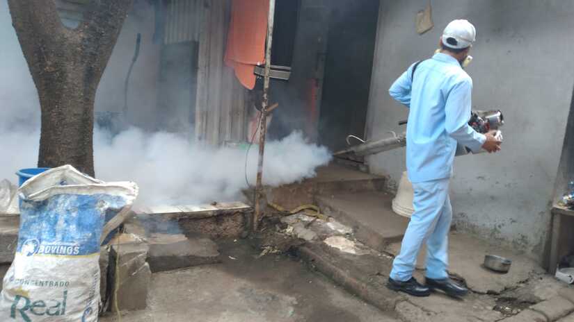 Brigadas-de-fumigacion-MINSA-13