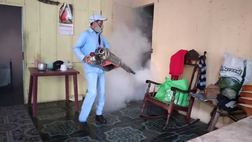 Brigadas-de-fumigacion-MINSA-9