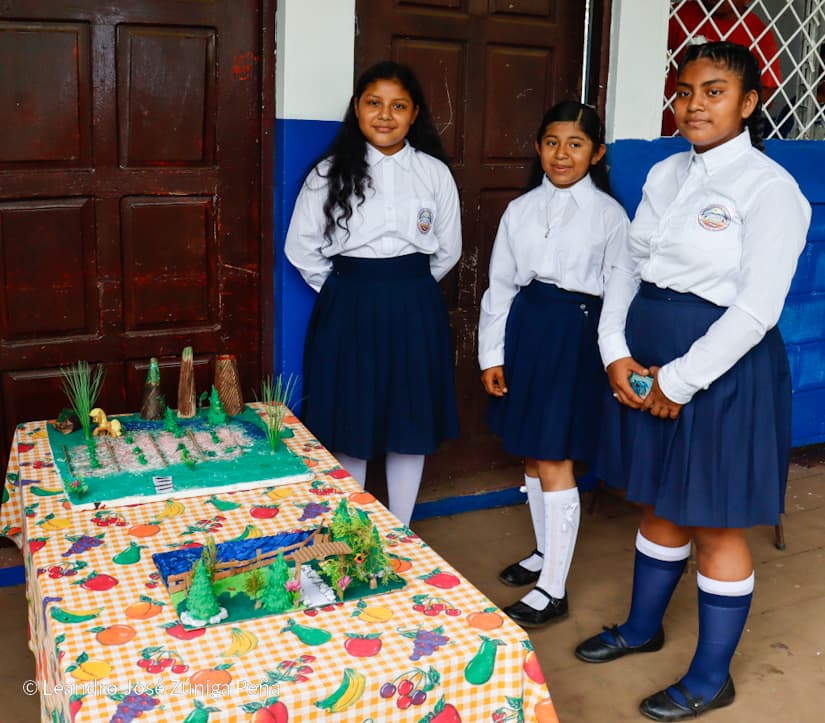 ESCUELA1