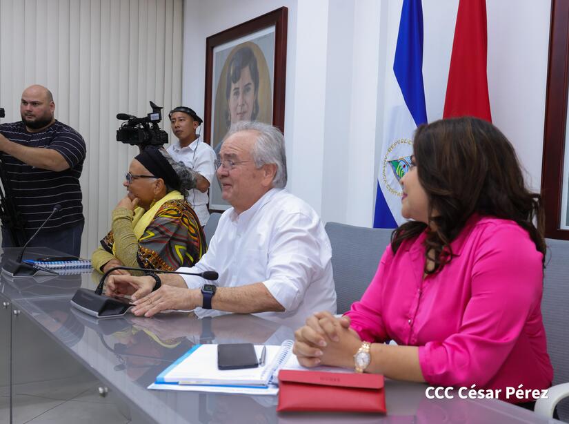 SECRETARIO23