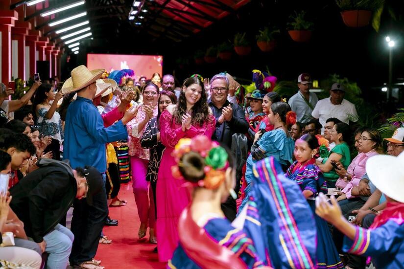 PASARELA16