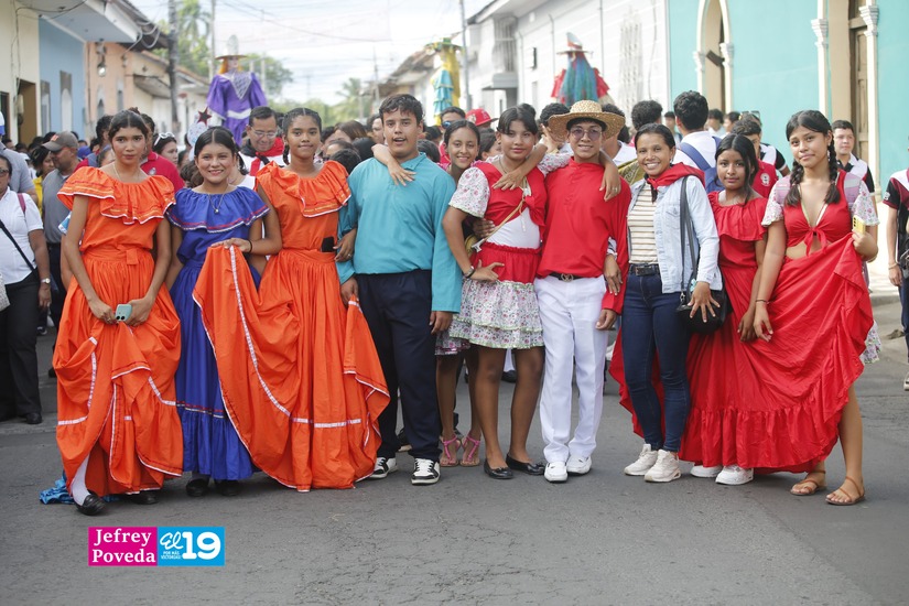 TARDE-(13)