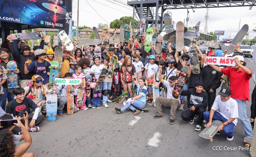 Skateboarding--(14)