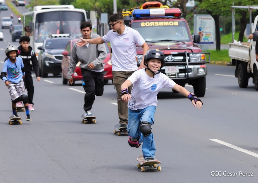 Skateboarding--(16)