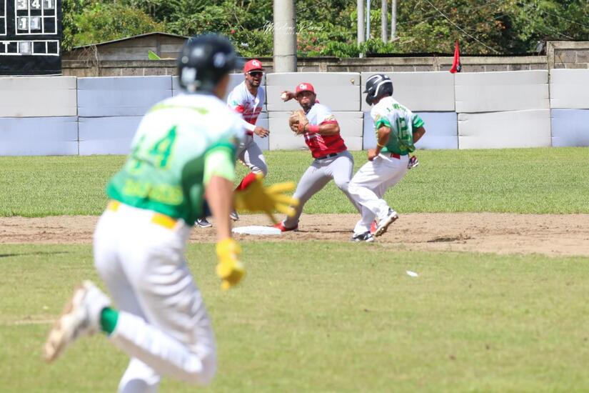POMARES-(2)