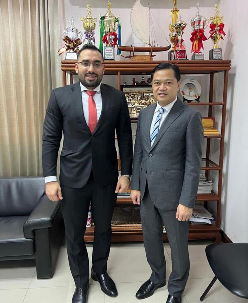 Mario-Armengol-en-Laos-6