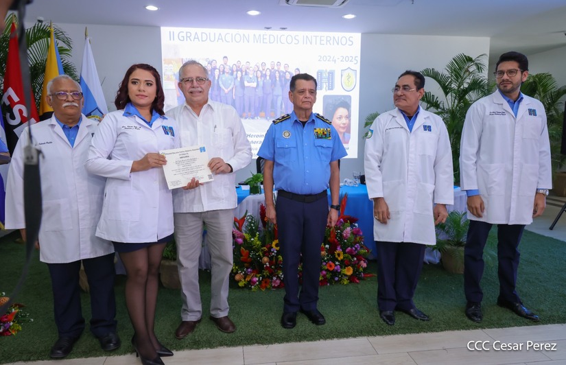 Graduacion-Medicos-Policia-Nacional-10