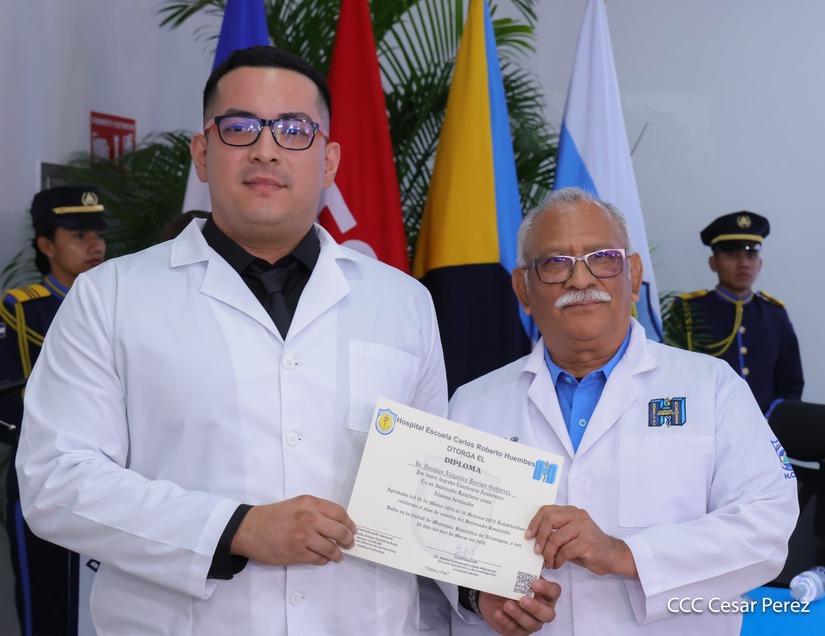 Graduacion-Medicos-Policia-Nacional-13