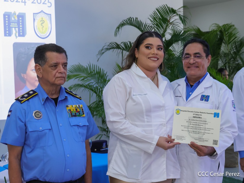 Graduacion-Medicos-Policia-Nacional-17