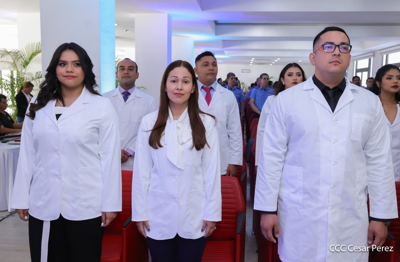 Graduacion-Medicos-Policia-Nacional-3