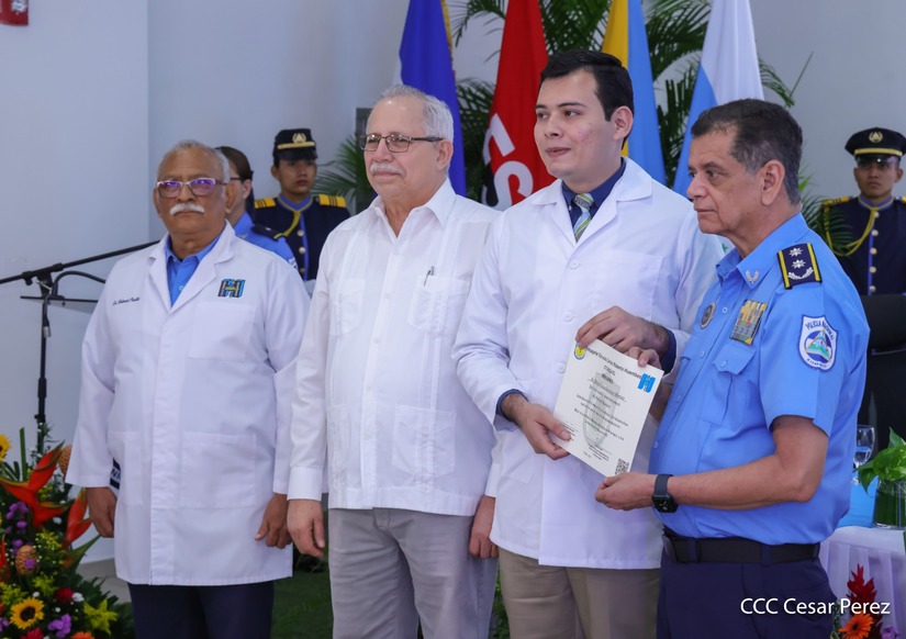 Graduacion-Medicos-Policia-Nacional-36