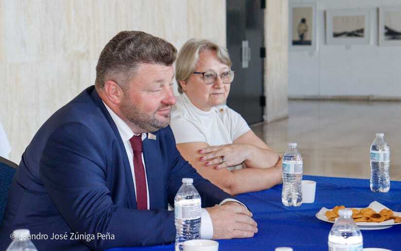 Visita-del-Embajador-de-Bielorrusia-al-TNRD-31